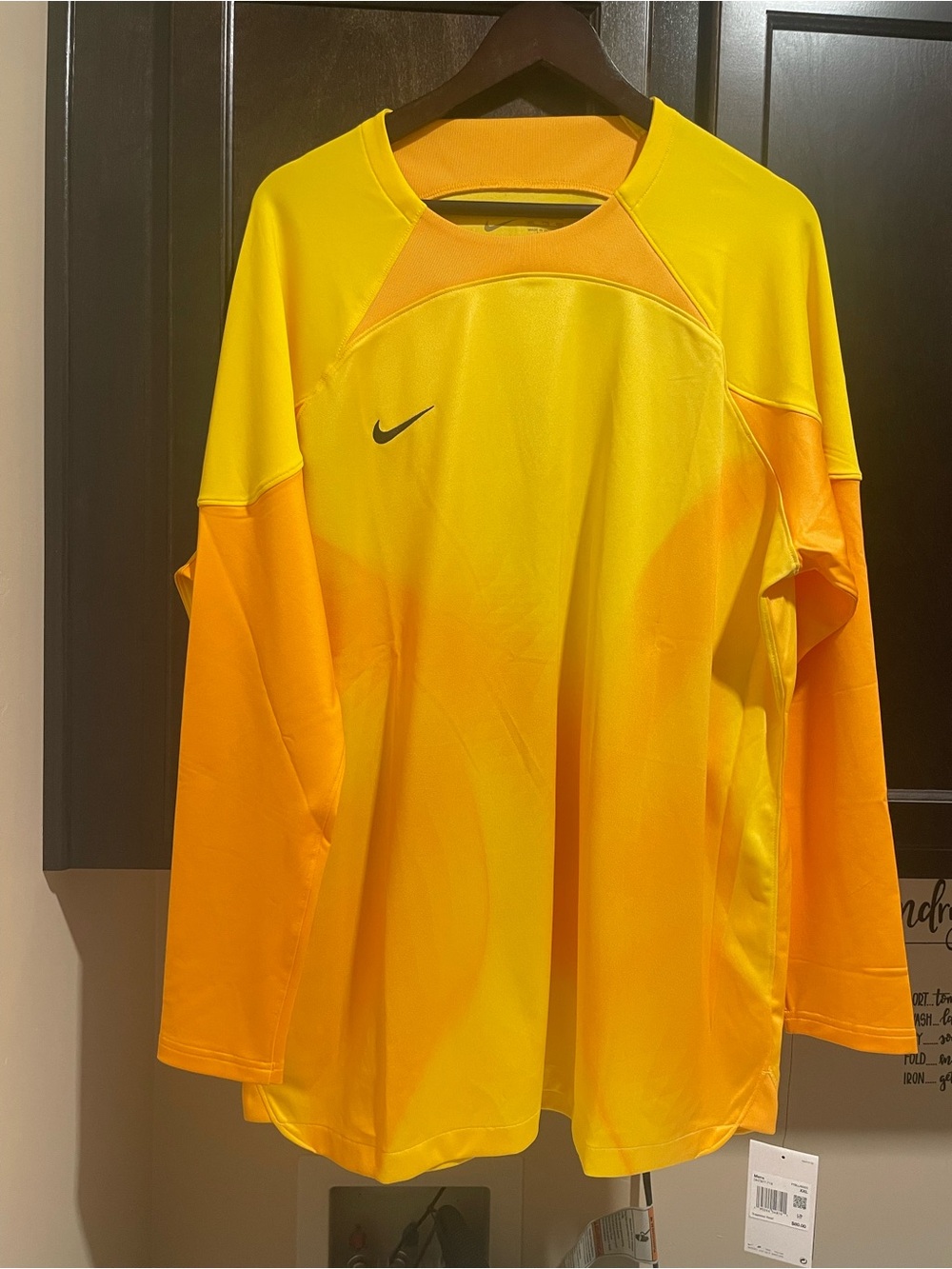 NWT Nike yellow/orange gradient goalkeeper jersey in XXL Slim Fit